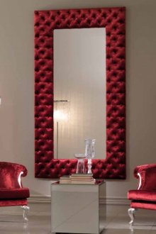 Red Throne Chair