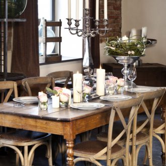Chaises en pin massif