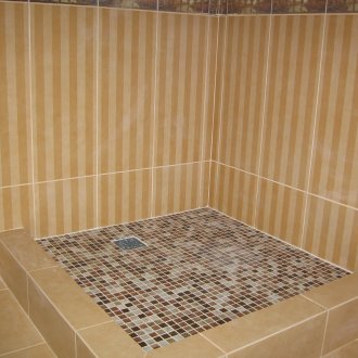 Mosaik-Duschwanne