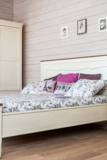 Provence tarzı yatak odası takımı