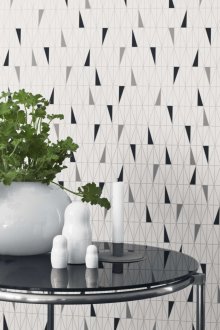 Geometrik desenli beyaz duvar kağıdı.