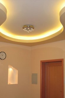 Figürlü tavanın LED aydınlatması