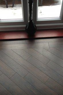 Laminato scuro diagonale