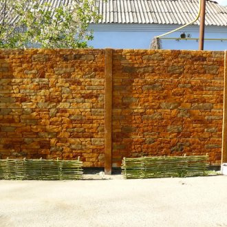 Taş blok çit