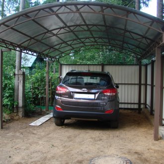 Polikarbonat Yanları Açık Otopark