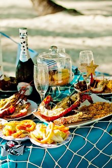 Doğada romantik piknik