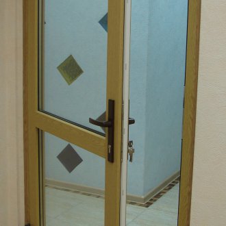 דלת Pvc