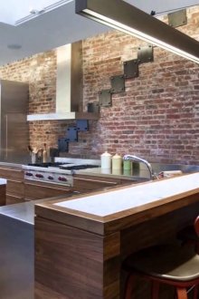 Dapur gaya loteng yang besar