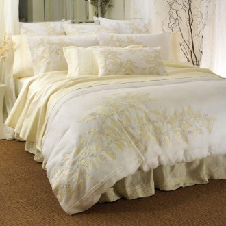 Bedspread with embroidery