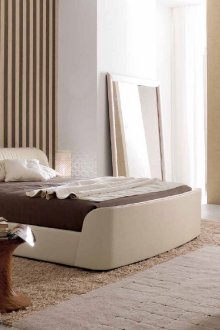 Papel pintado a rayas beige y marrón y papel tapiz crema dormitorio