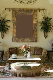 Orientalisches Artwohnzimmer mit vielen Anlagen.
