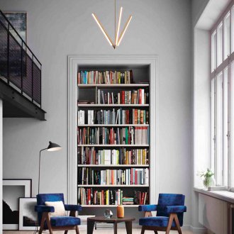 Scaffali per libri in una nicchia nel soggiorno