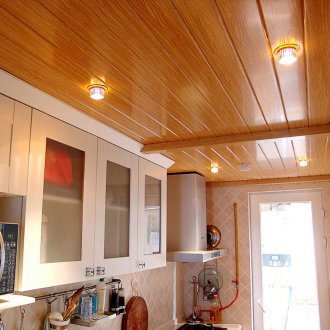 Soffitto da pannelli decorativi in PVC