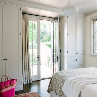 Soffitto in PVC nella camera da letto