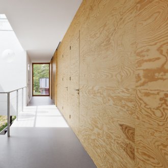 Pared de madera contrachapada
