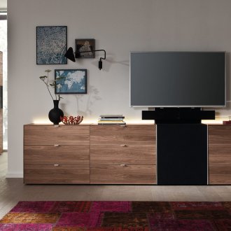 Kommode für Fernseher im Wohnzimmer