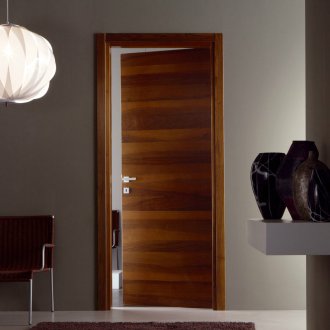 Porte laminée