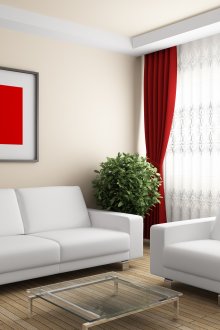 Oturma odası sakin iç kırmızı perdeler