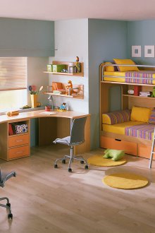 Table pour un enfant en MDF