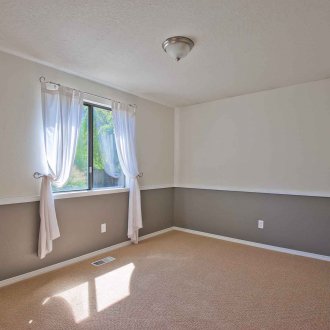 Flache Decke