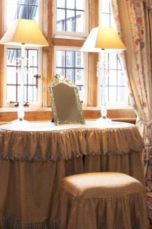 Rustic dressing table