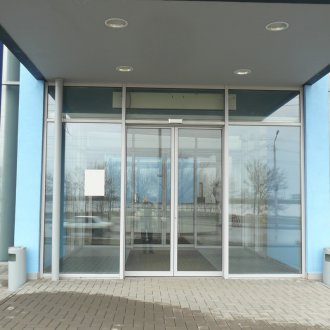 Double automatic door