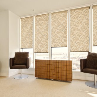 Patterned roller blinds