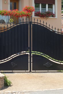 Metal kapı