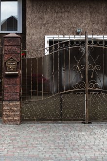 Güzel metal kapı