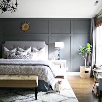 Gray walls in the bedroom