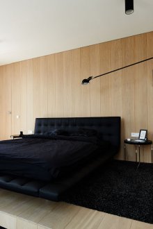 Minimalism black bed