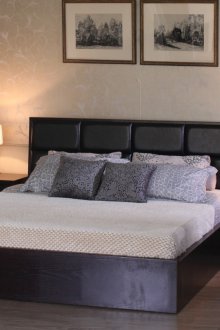 Black wenge bed