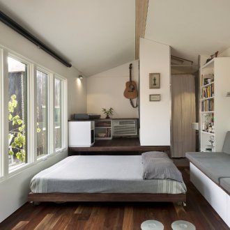Pull out double bed