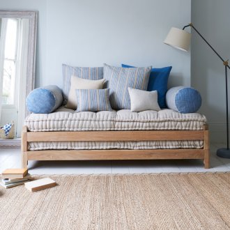Schlafsofa aus Holz