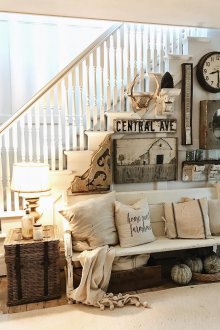 Shabby Chic Style Hallway Sofa