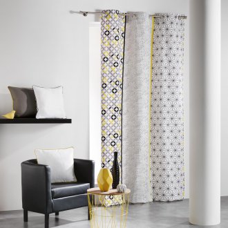 Curtains for summer cottages with geometric patterns