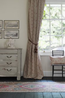 Curtains for a summer residence in the style of Provence