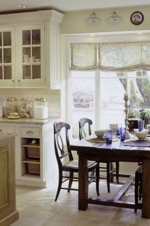 Roman curtains for a summer residence