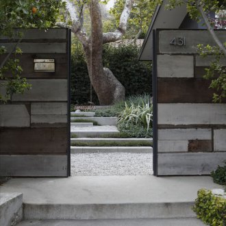 Modernist tarzda kapı