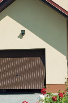 Cancelli a battente sospesi