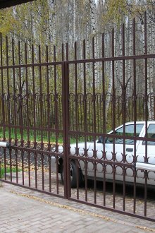 Portail à partir d'un tuyau profilé