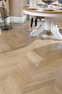 Árvore de Natal em parquet no estilo provençal