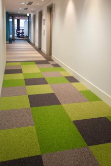 Alfombra en el pasillo