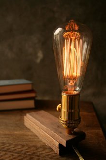 Edison masa lambası