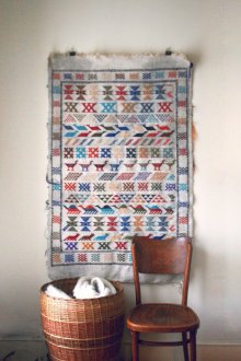 Moquette sul muro del corridoio