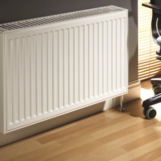 Bimetal radiator med grill