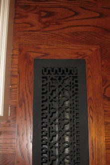 Built-in floor radiator