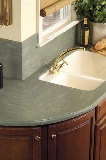 Bred baseboard