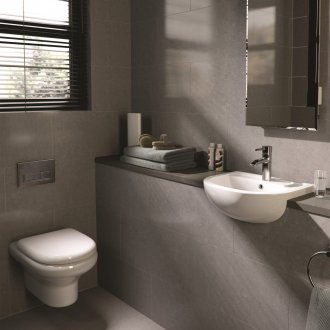 Ceramic toilet bowl