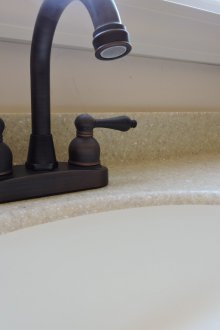 Lavabo de baño acrílico